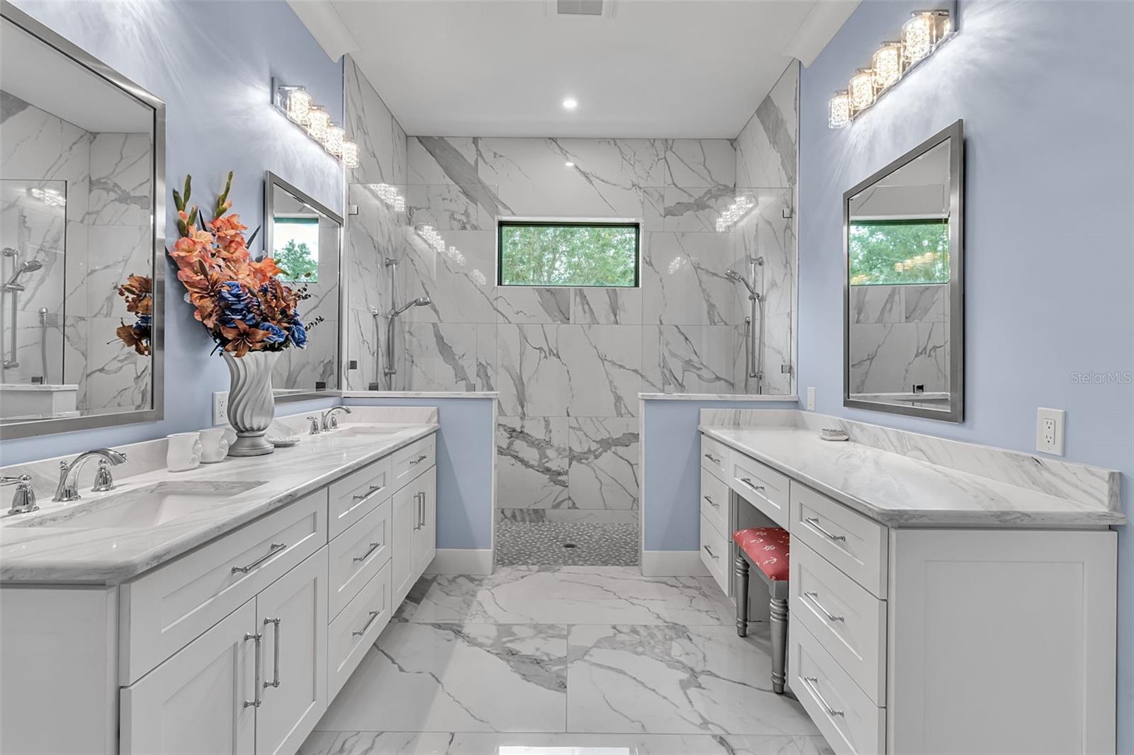 WINDING CREEK - Residential