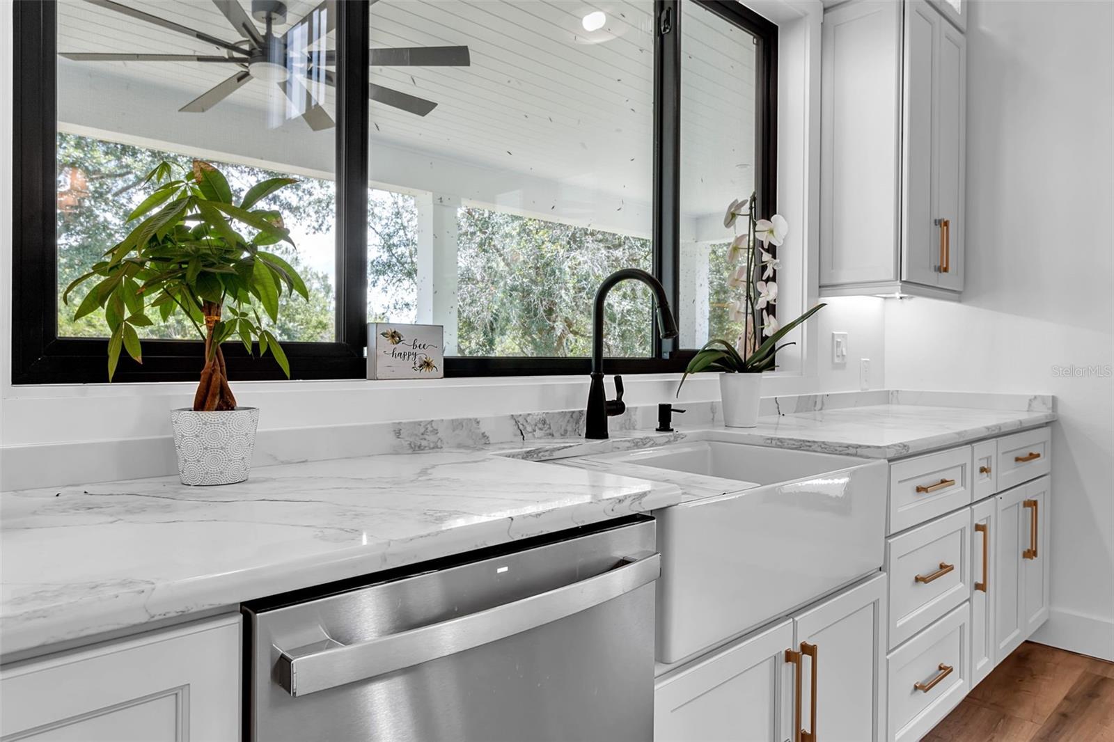 WINDING CREEK - Residential
