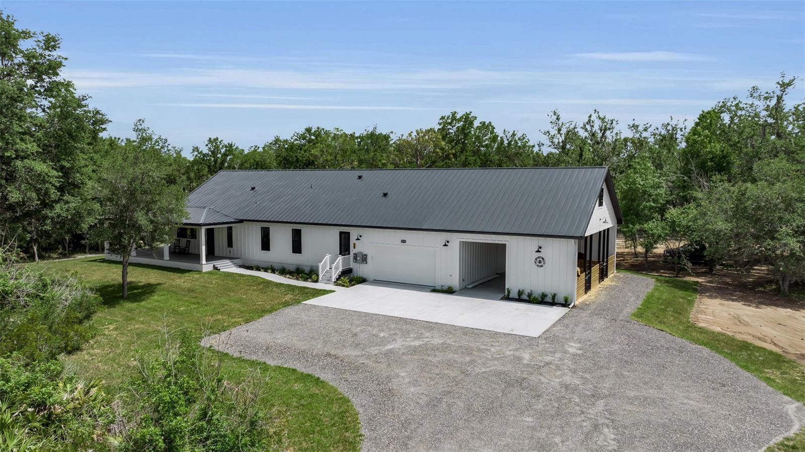 WINDING CREEK - Residential