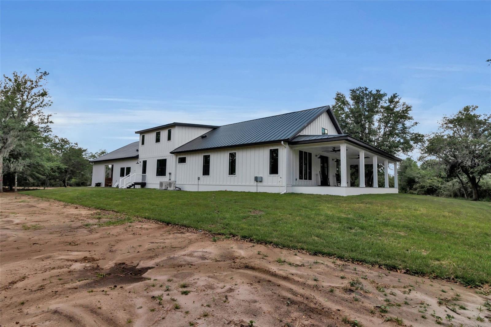 WINDING CREEK - Residential