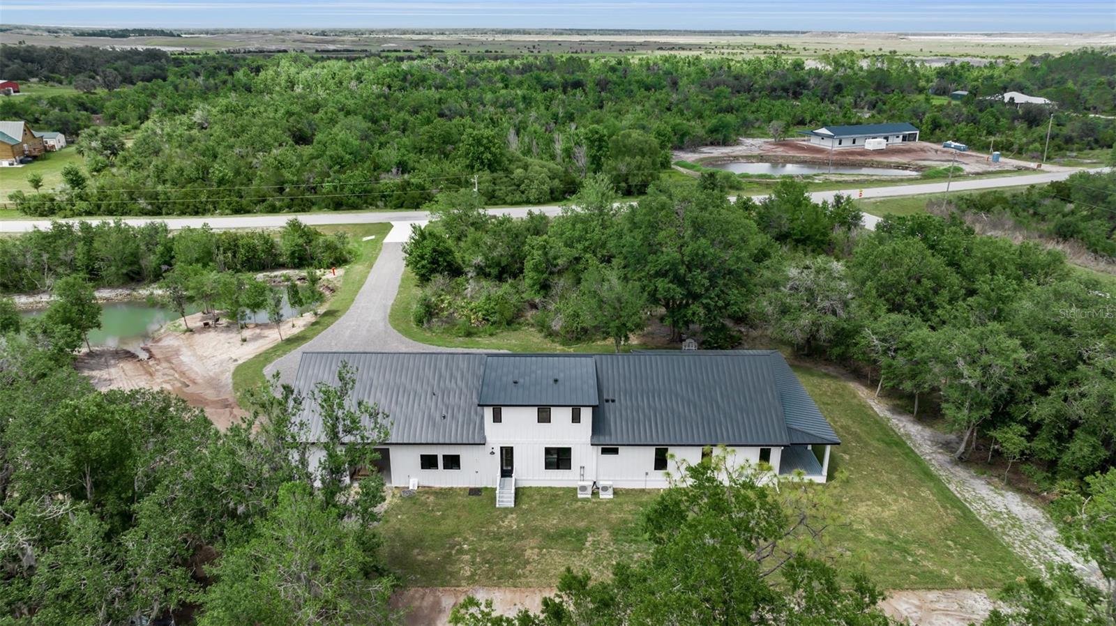 WINDING CREEK - Residential