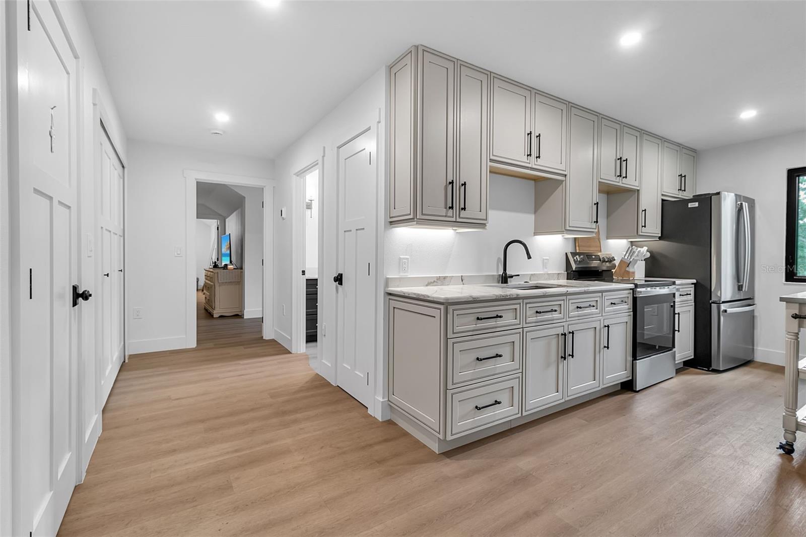 WINDING CREEK - Residential