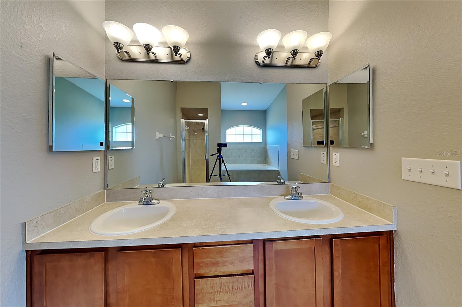WINCHESTER ESTATES - Residential Lease