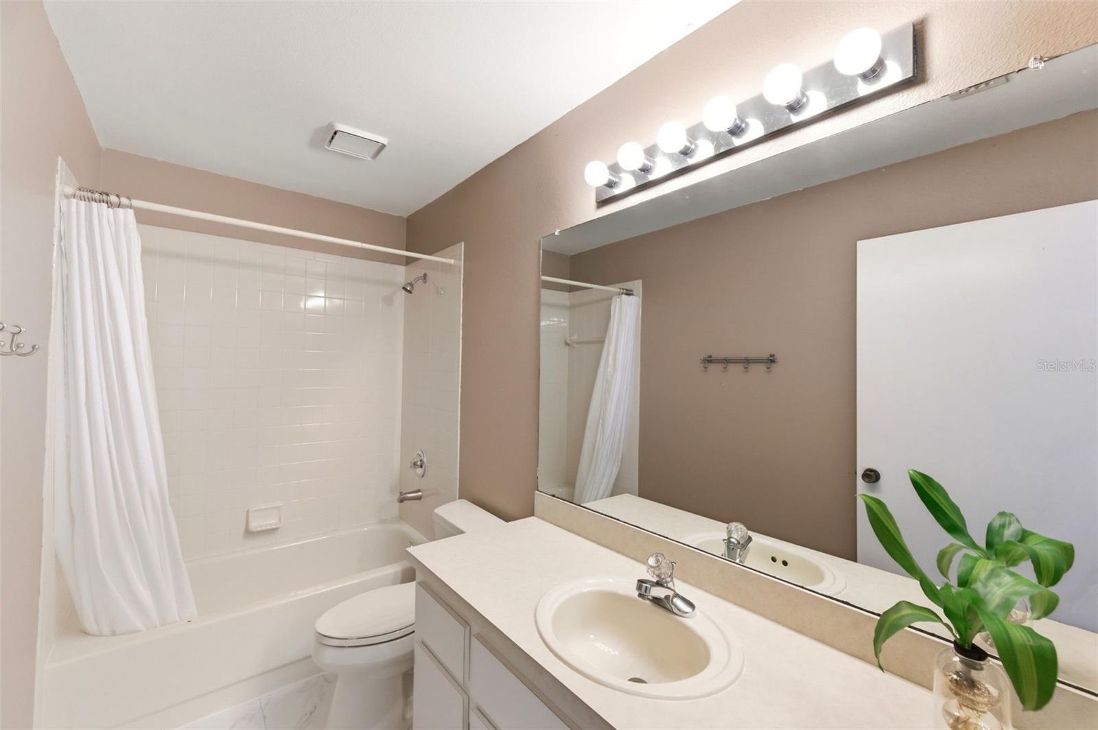 COUNTRYWAY PRCL B TRCT 9 PH 2 - Residential