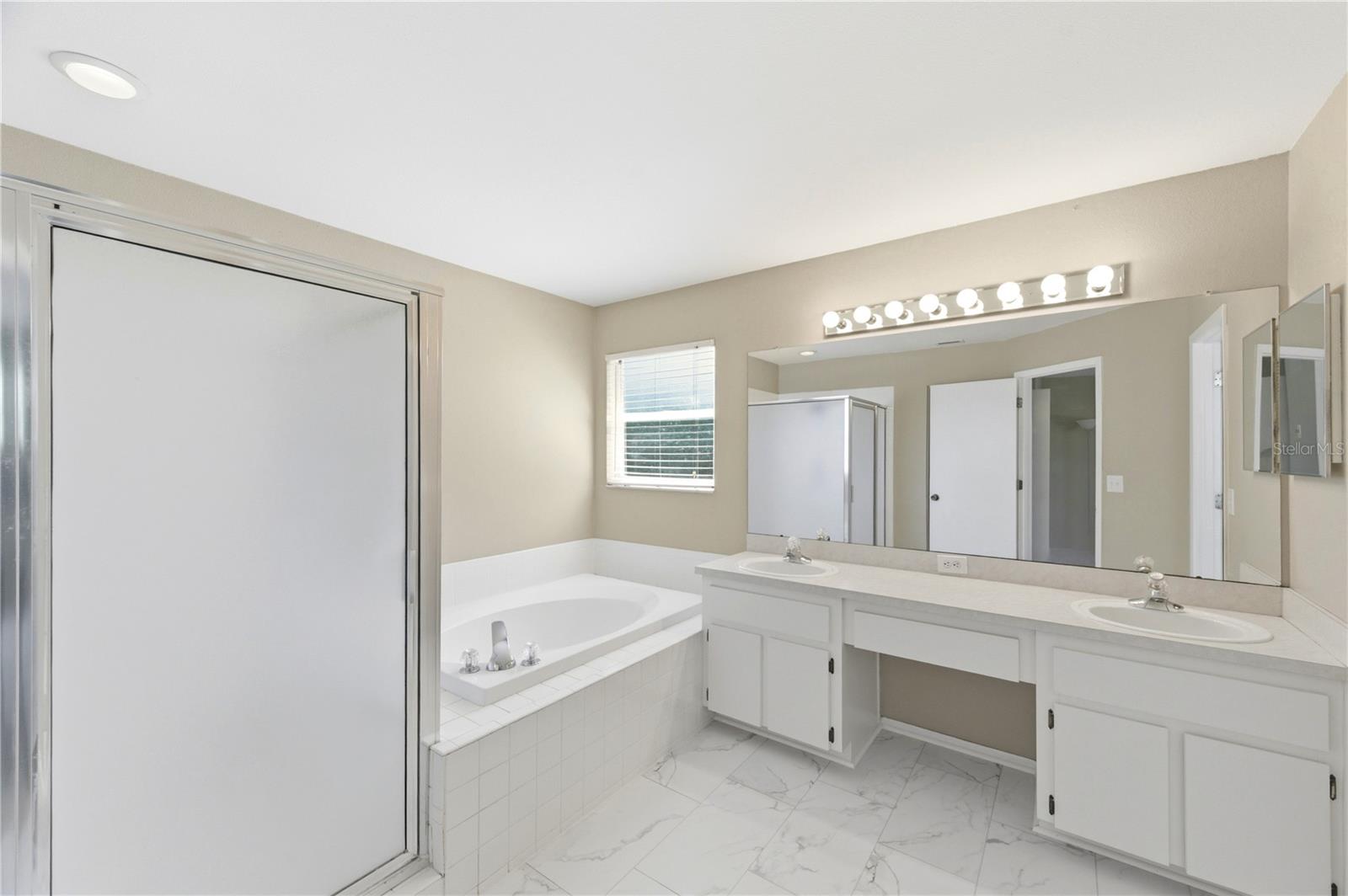 COUNTRYWAY PRCL B TRCT 9 PH 2 - Residential