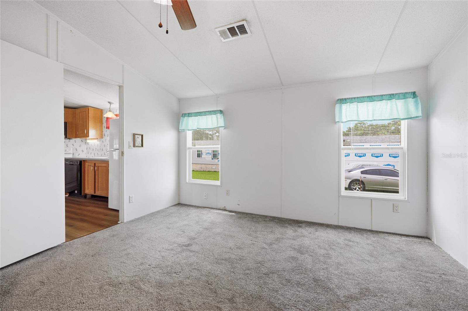 SILVERWOOD VILLAS - Residential