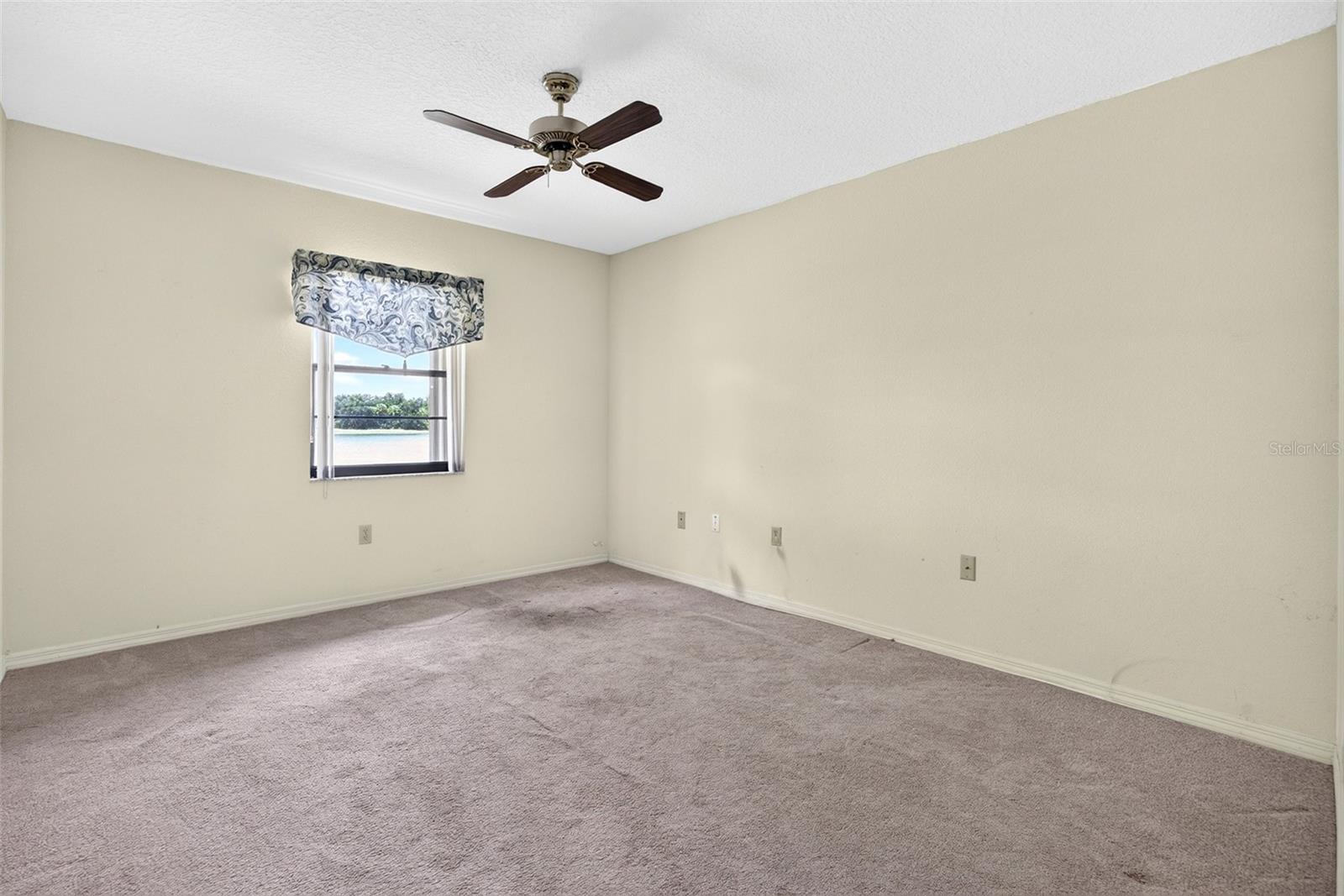 PUNTA GORDA ISLES SEC 23 - Residential