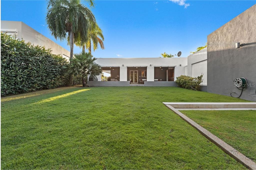 DORADO BEACH EAST - Residential