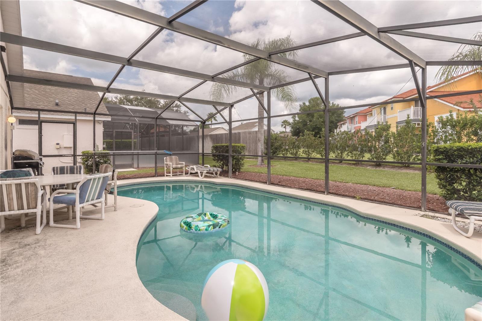 LAKE BERKLEY RESORT - Residential