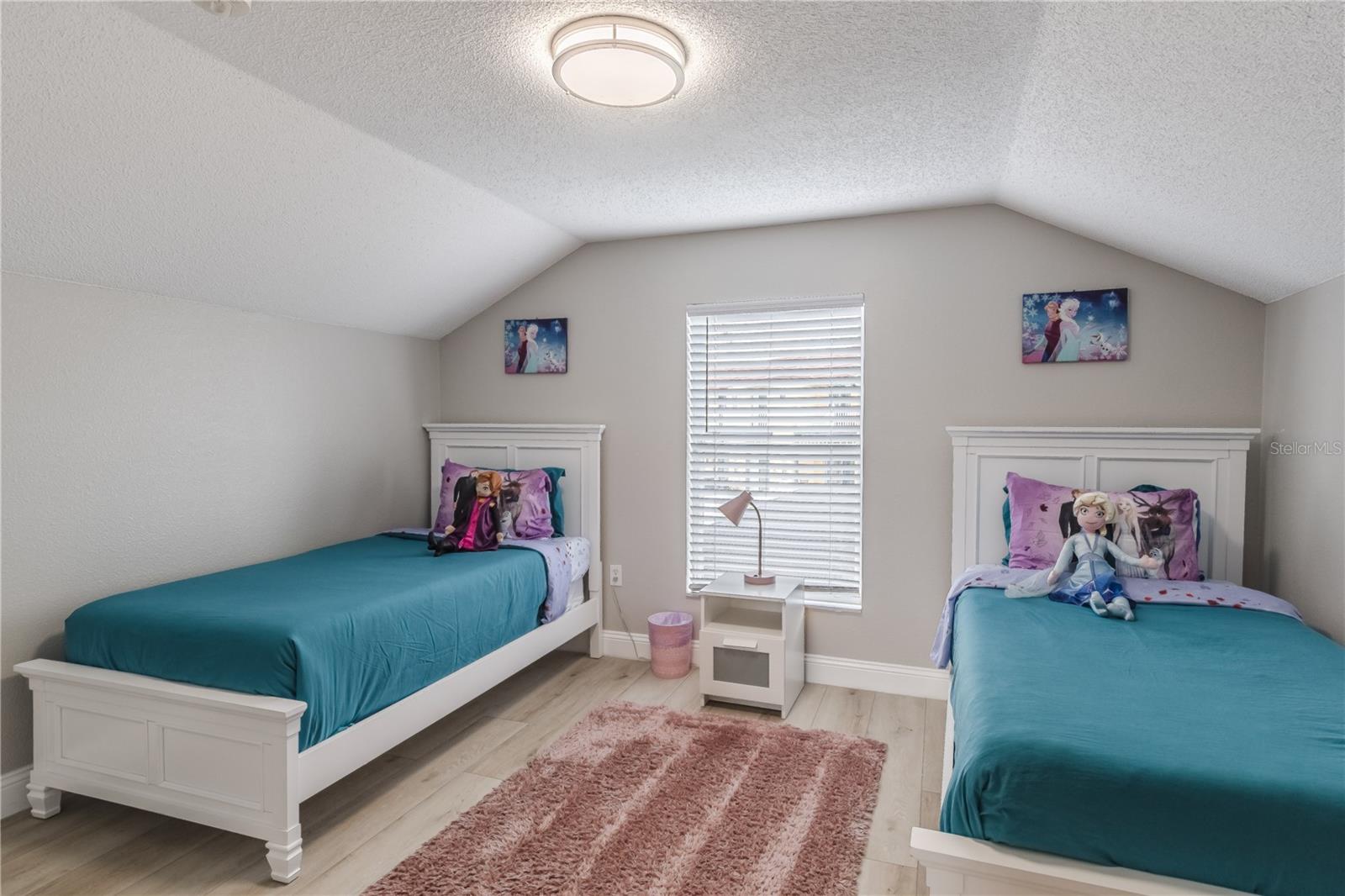 LAKE BERKLEY RESORT - Residential