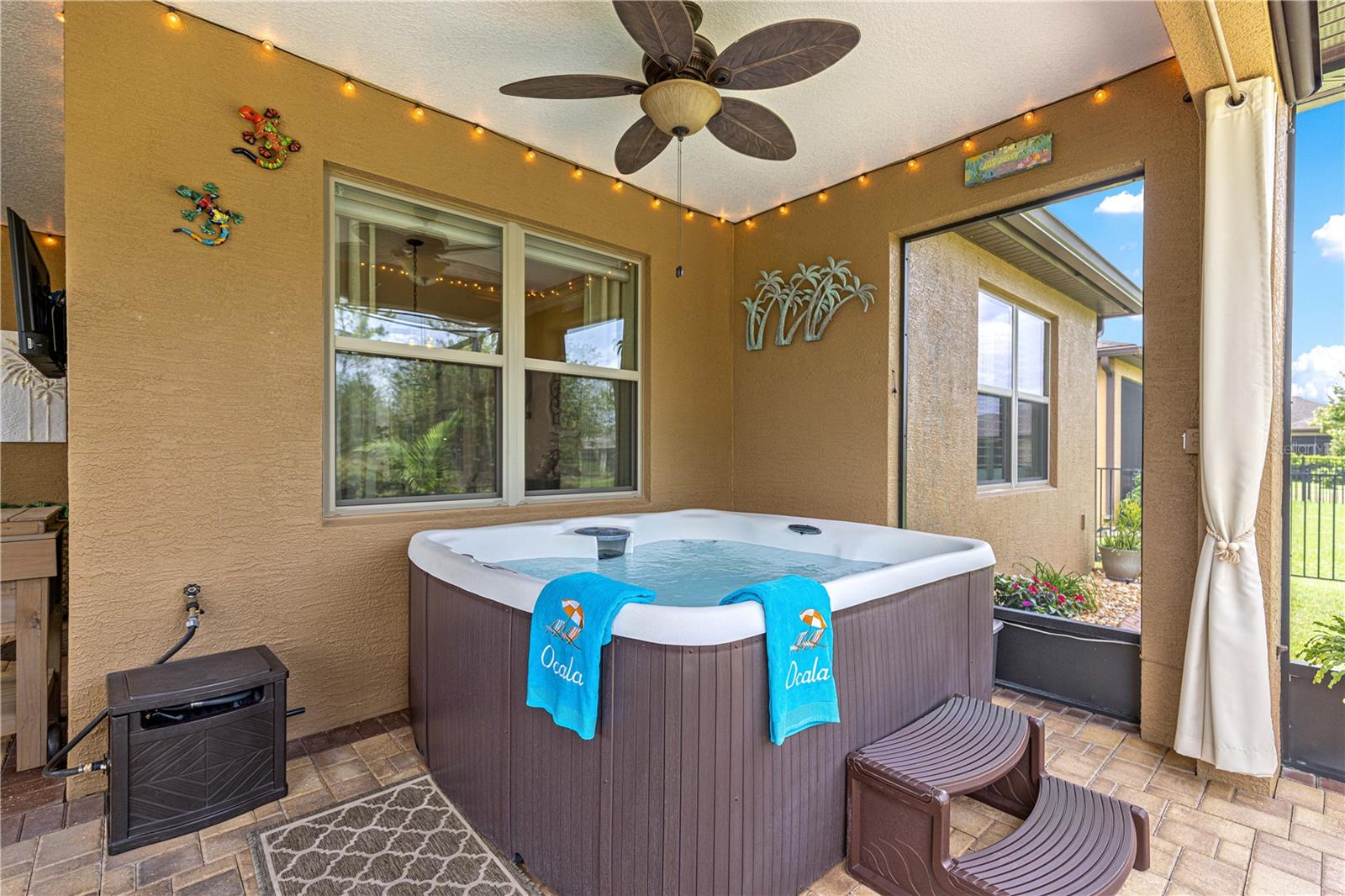 STONE CREEK BY DEL WEBB ARLINGTON - Residential