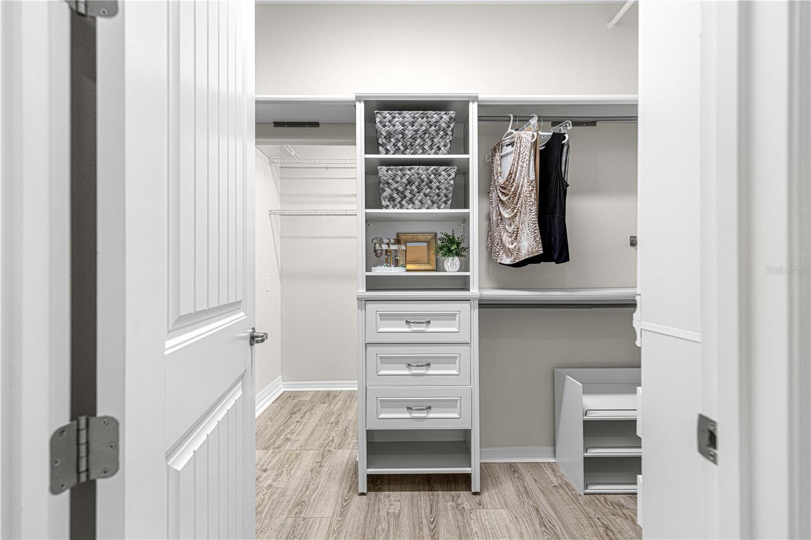 STONE CREEK BY DEL WEBB ARLINGTON - Residential