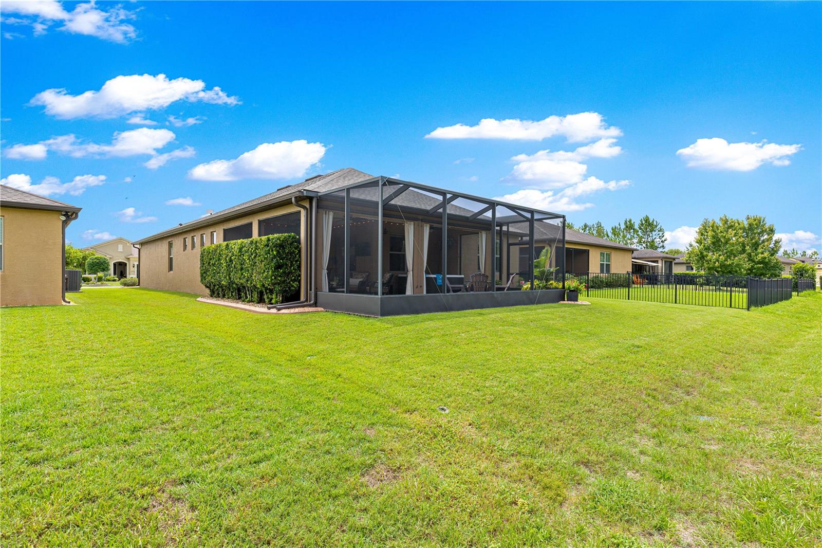 STONE CREEK BY DEL WEBB ARLINGTON - Residential
