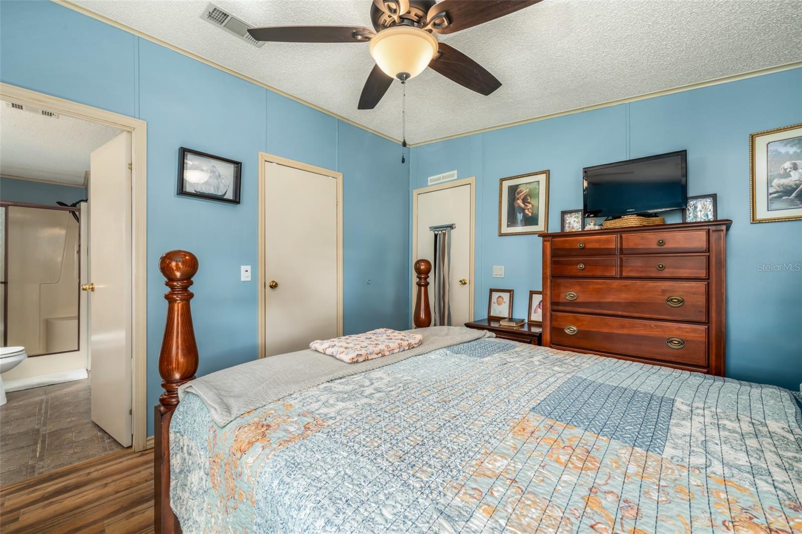 VALENCIA ACRES SUB - Residential