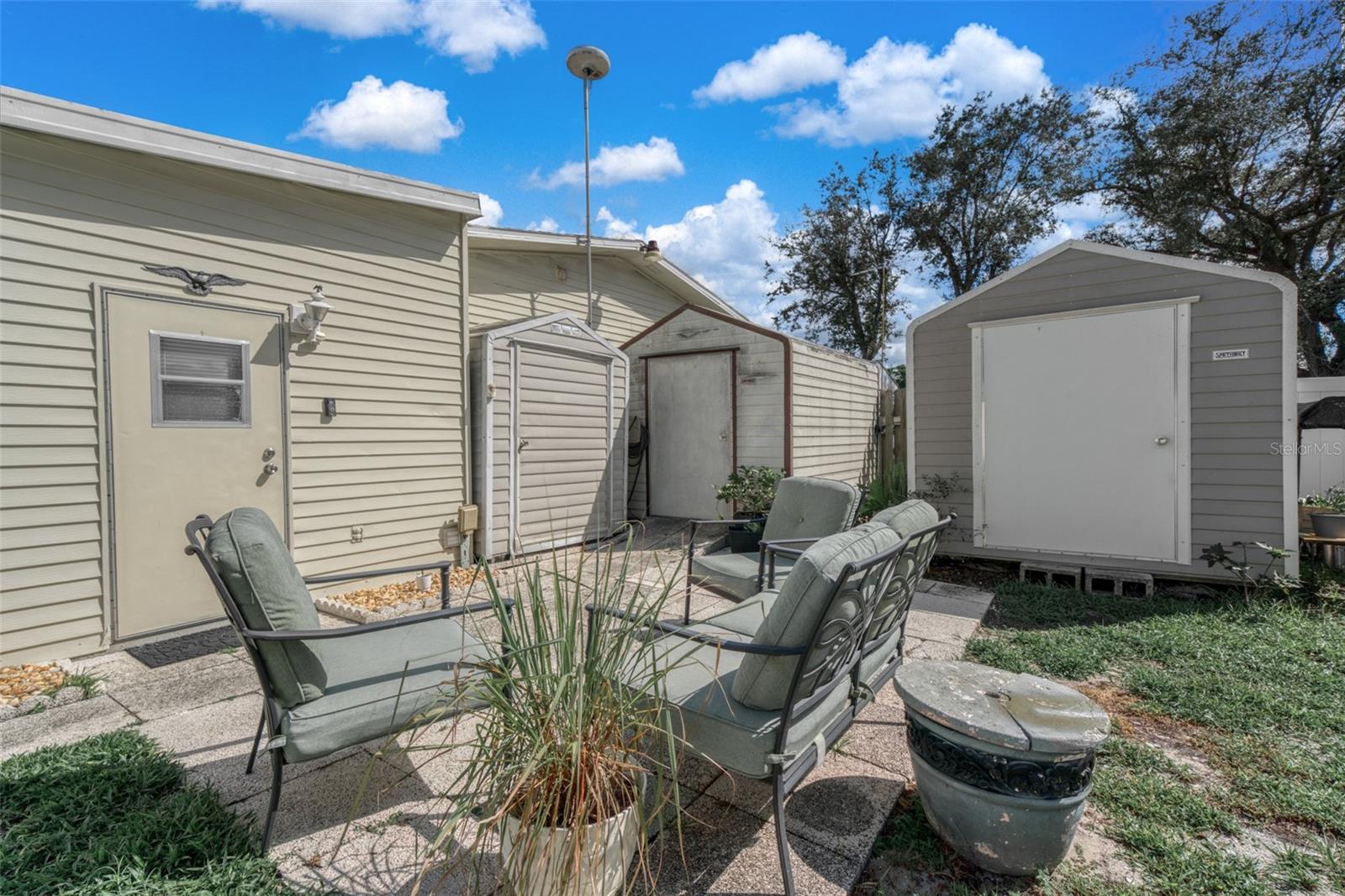 VALENCIA ACRES SUB - Residential