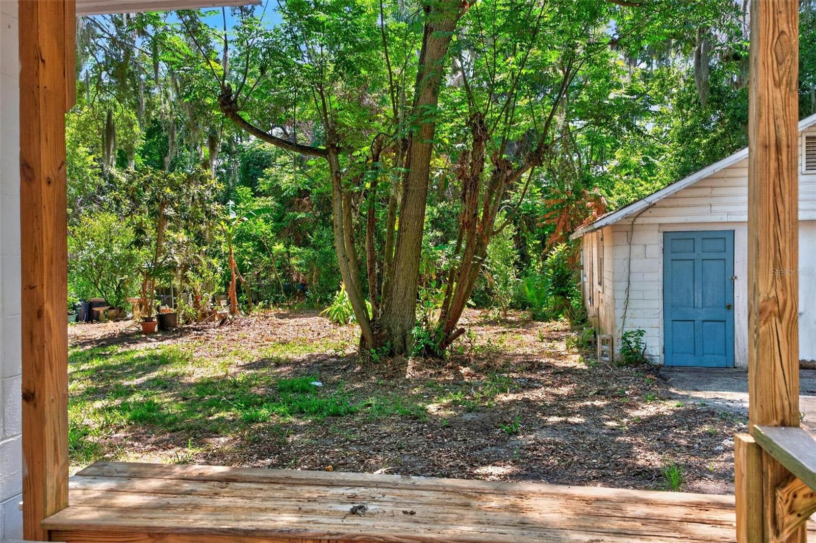 LEESBURG LAKE GRIFFIN PARK - Residential