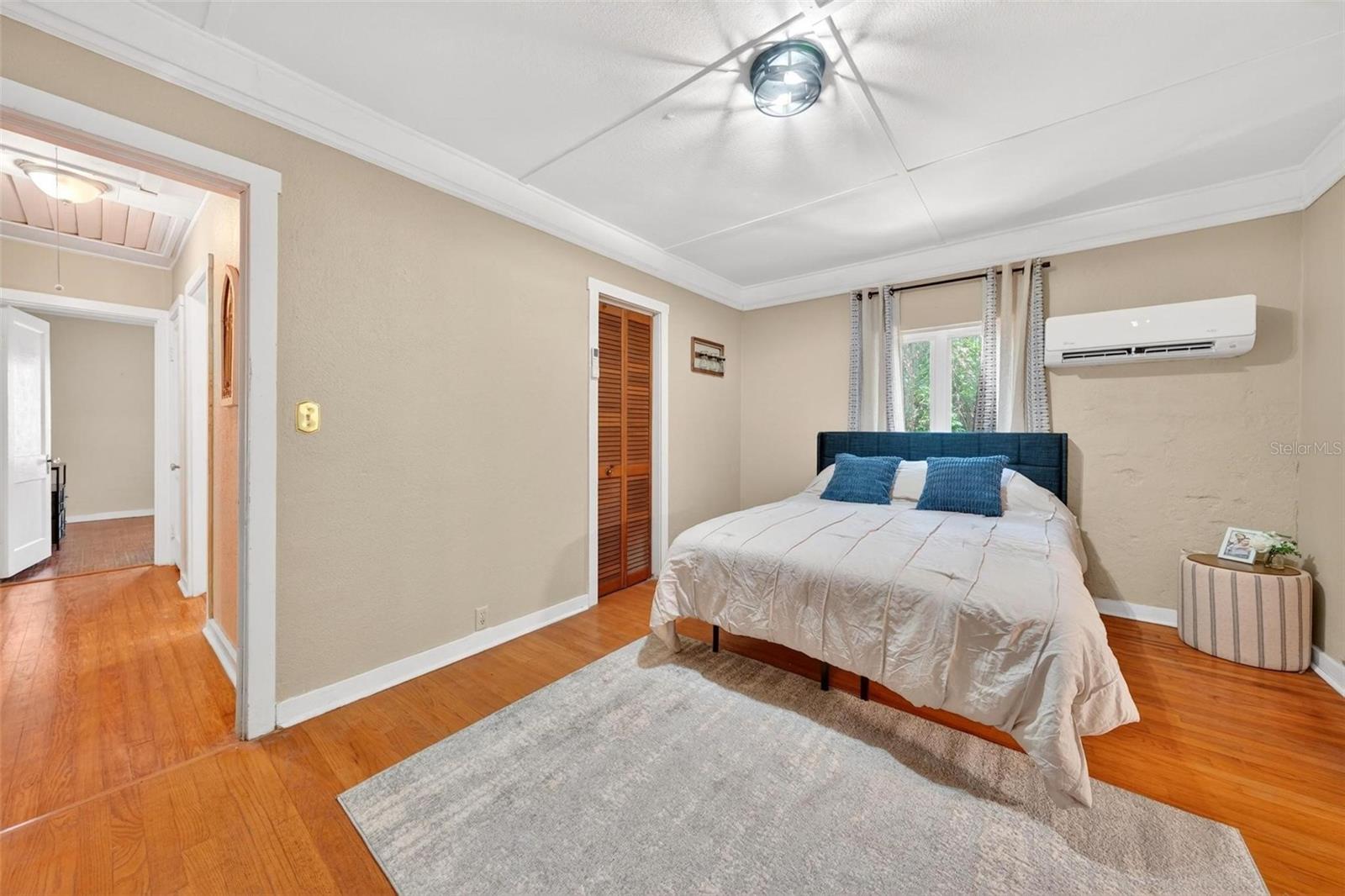 LEESBURG LAKE GRIFFIN PARK - Residential