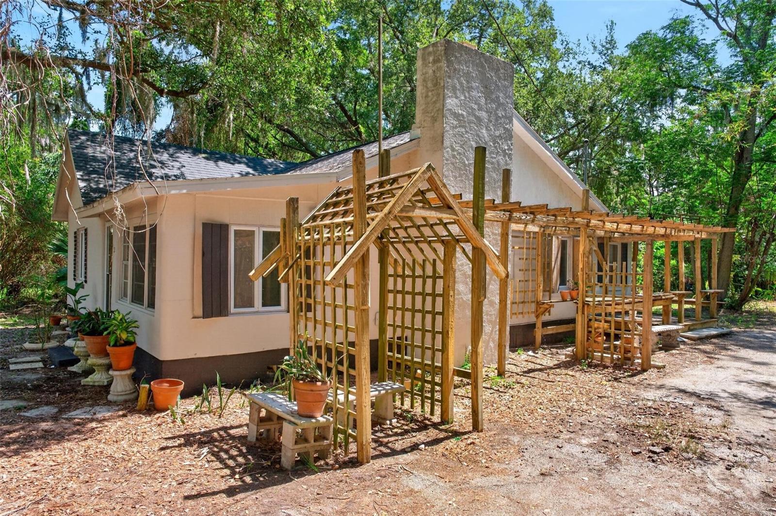 LEESBURG LAKE GRIFFIN PARK - Residential