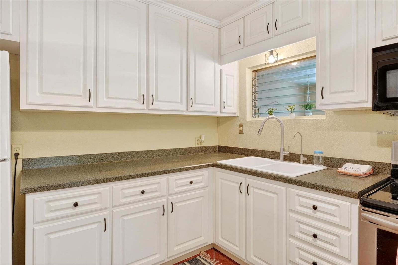 LEESBURG LAKE GRIFFIN PARK - Residential