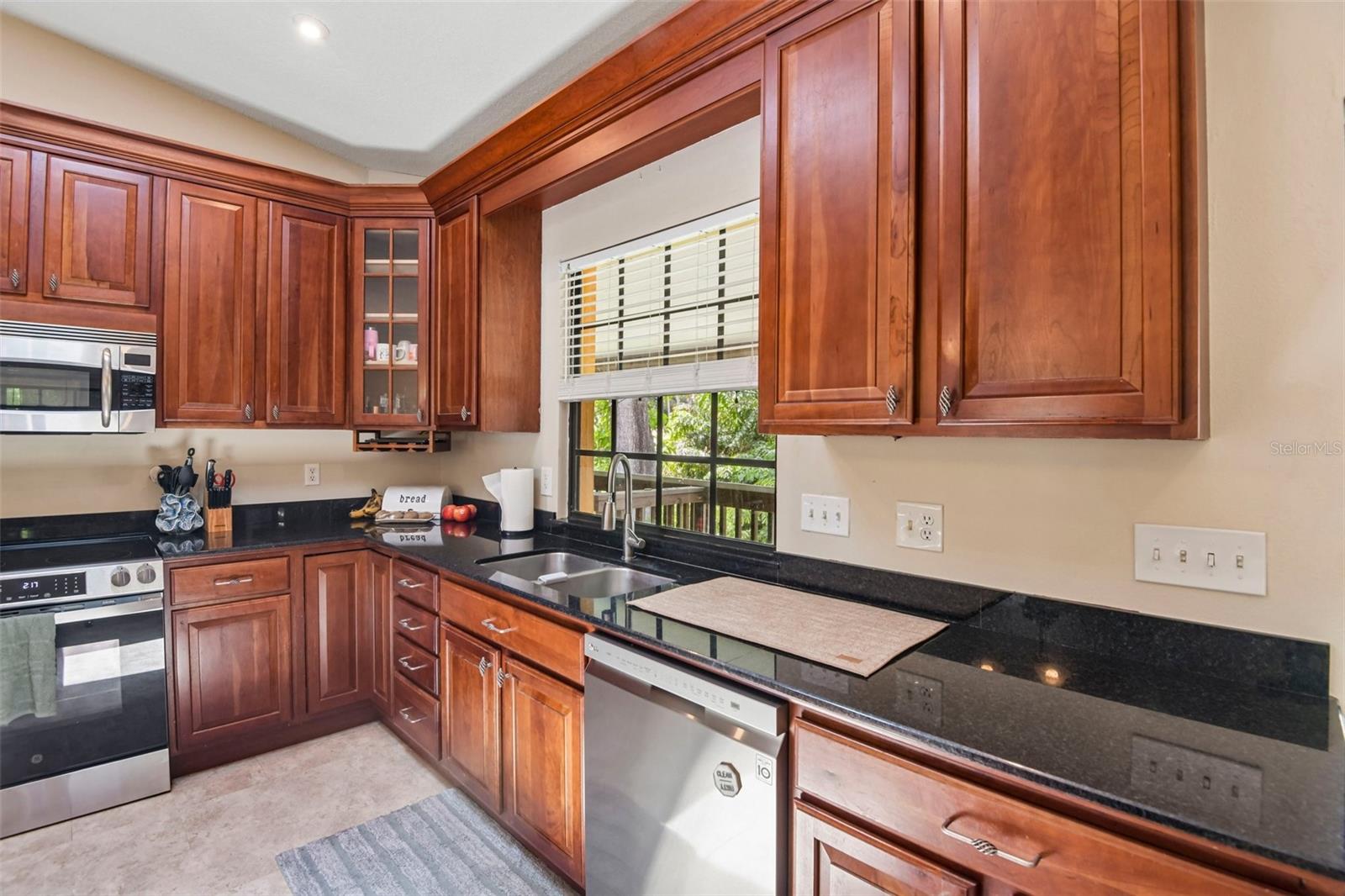 PINELLAS FARMS - Residential