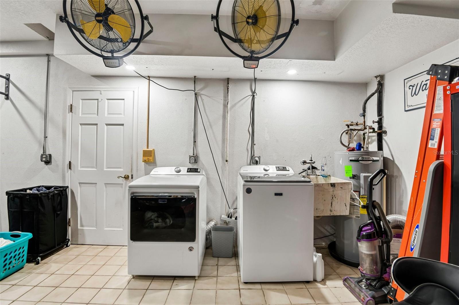 PINELLAS FARMS - Residential