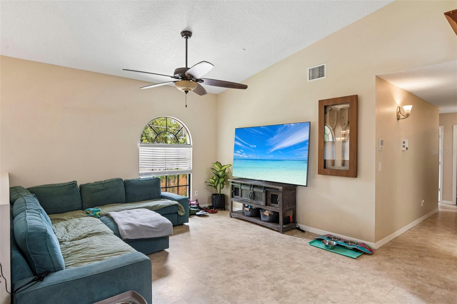 PINELLAS FARMS - Residential