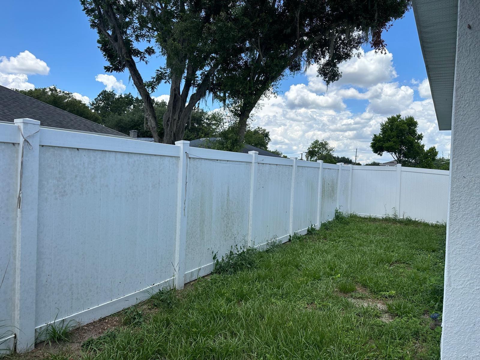 JAMESTOWN SUB - Residential Lease