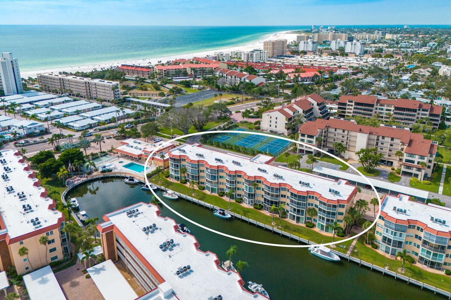 SIESTA HARBOR II - Residential