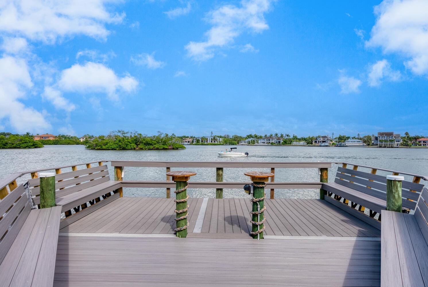 SIESTA HARBOR II - Residential