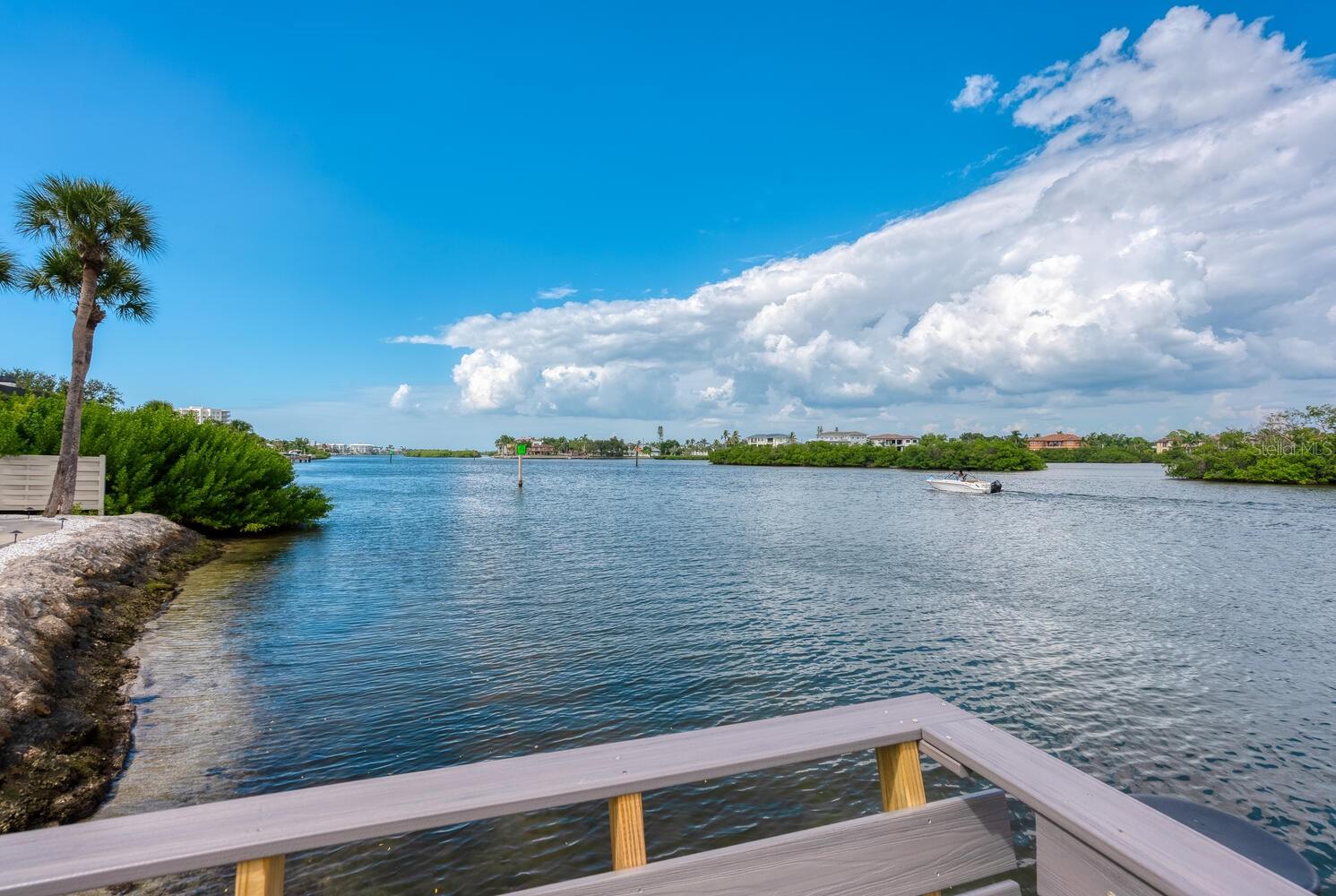 SIESTA HARBOR II - Residential