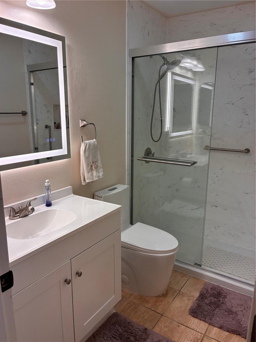 KINGSMERE - Residential