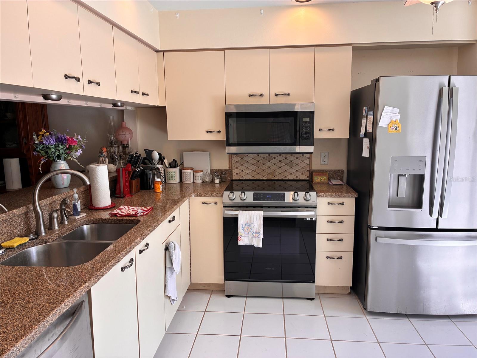 KINGSMERE - Residential