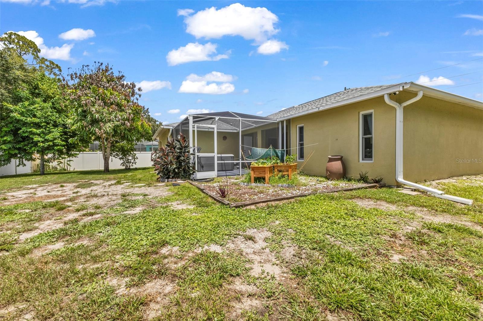 PORT CHARLOTTE 12 - Residential
