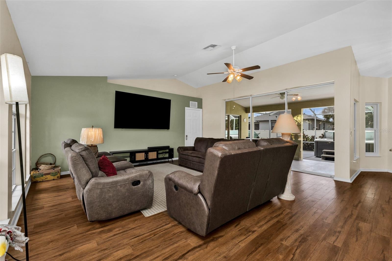 PORT CHARLOTTE 12 - Residential
