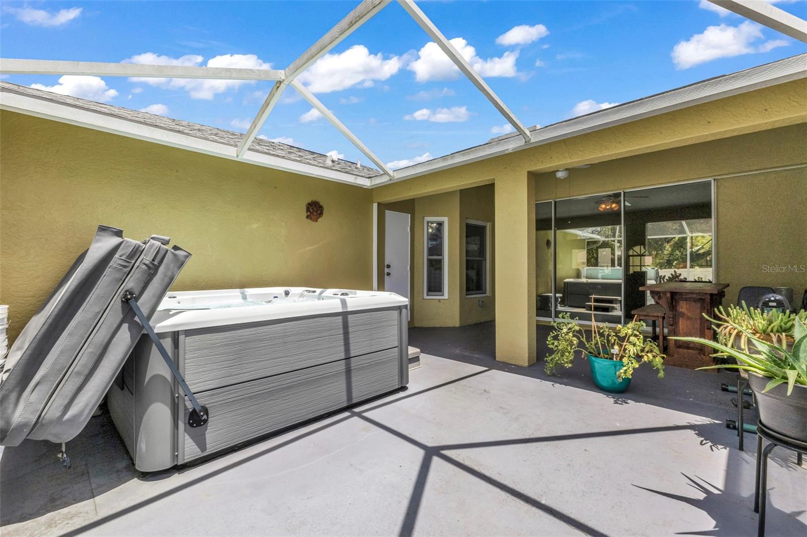 PORT CHARLOTTE 12 - Residential