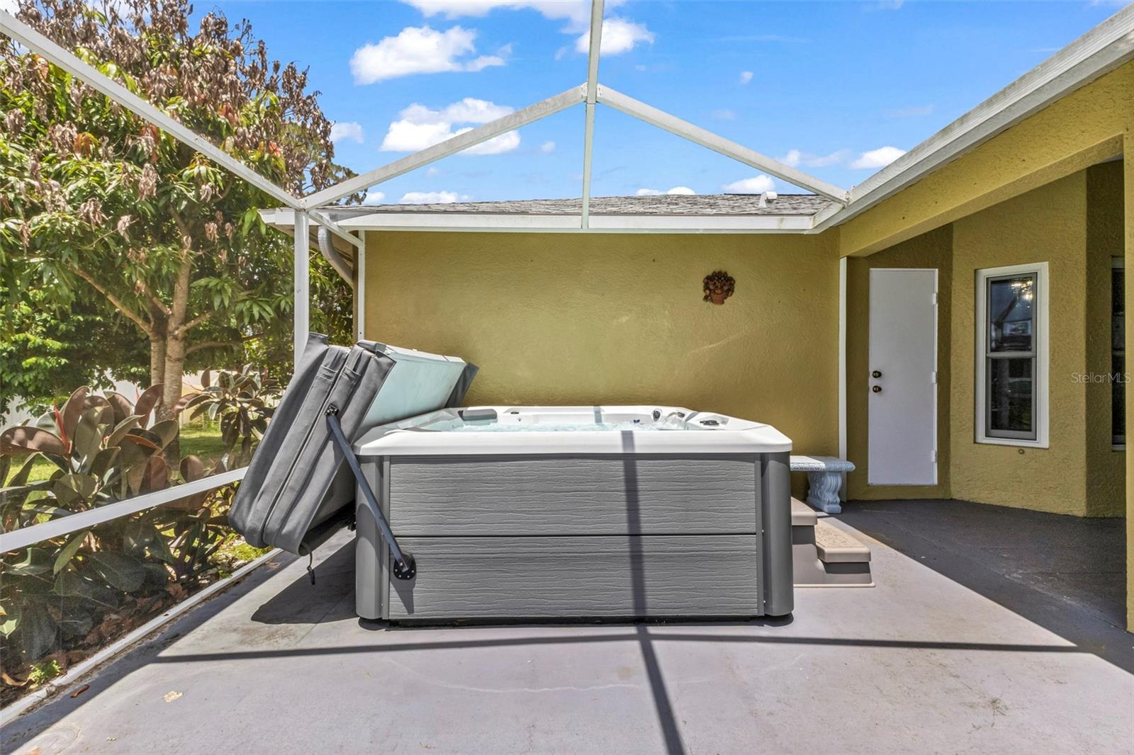 PORT CHARLOTTE 12 - Residential