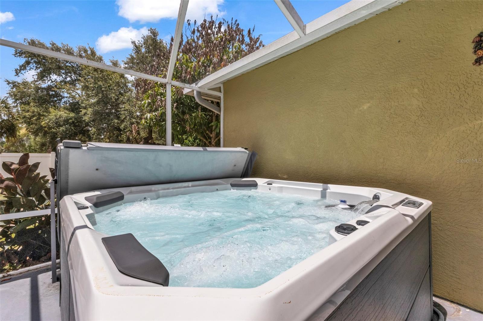 PORT CHARLOTTE 12 - Residential