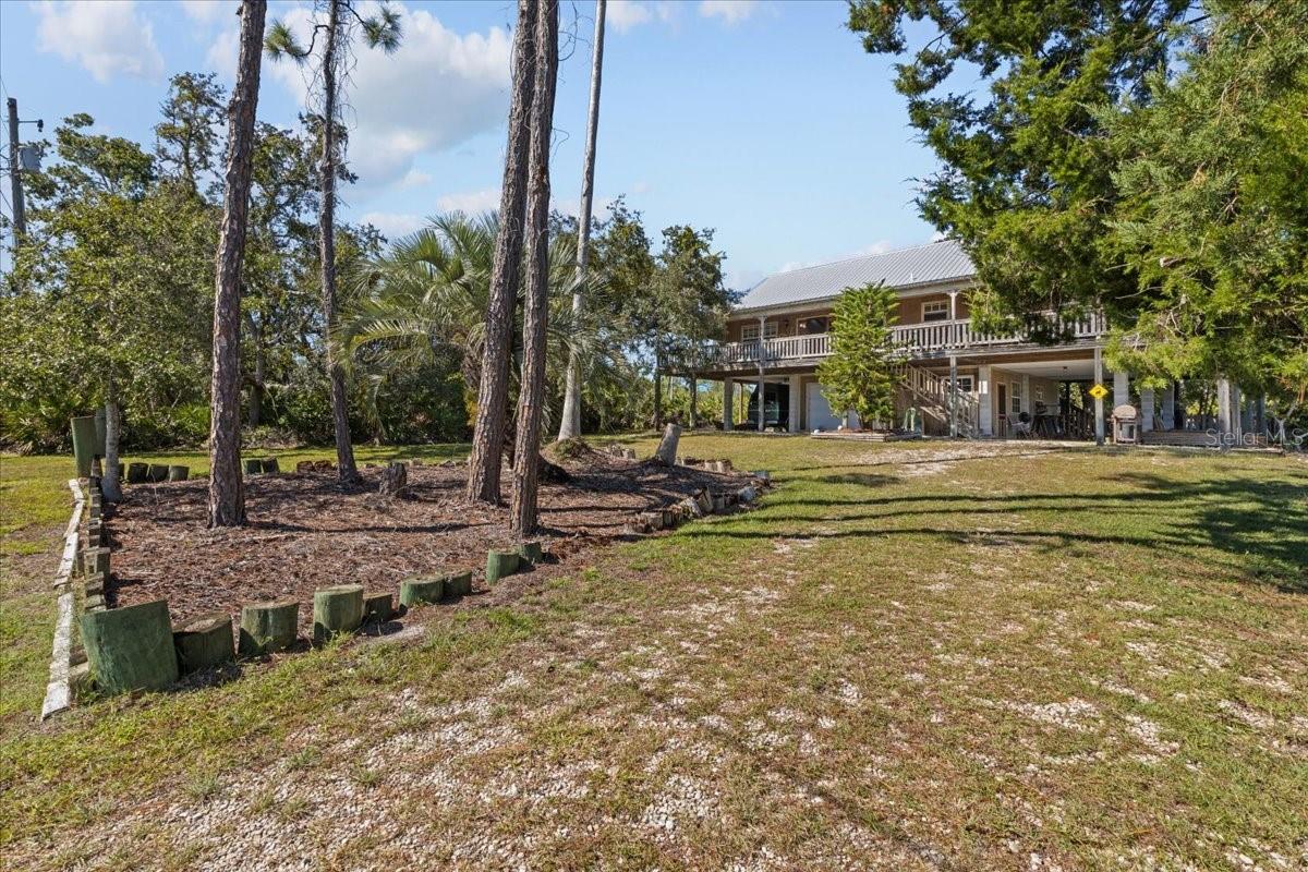 CEDAR KEY SHORES #5 - Residential