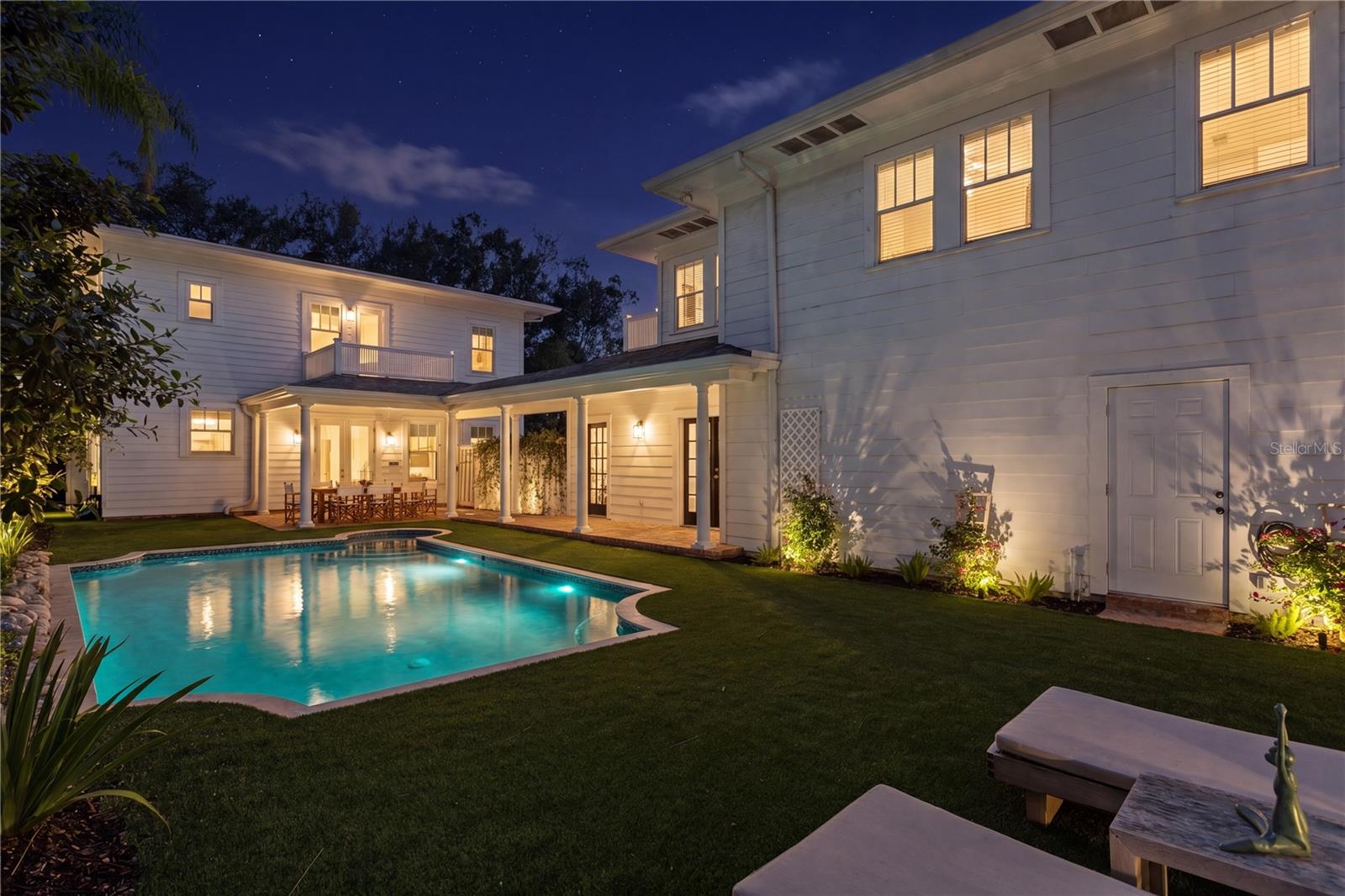 NEW SUBURB BEAUTIFUL - Residential