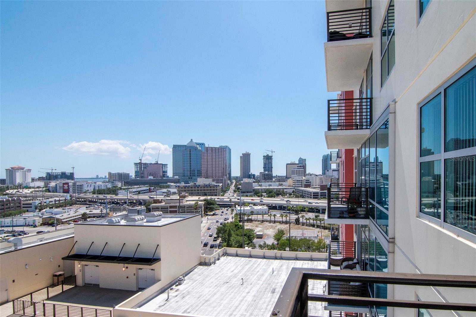 GRAND CENTRAL AT KENNEDY RESID - Residential
