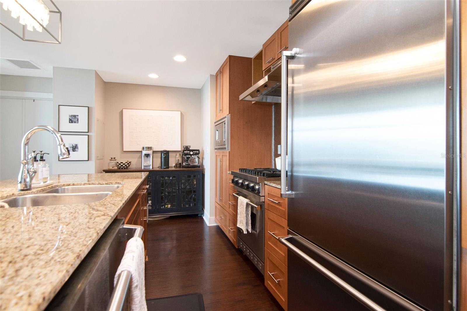GRAND CENTRAL AT KENNEDY RESID - Residential