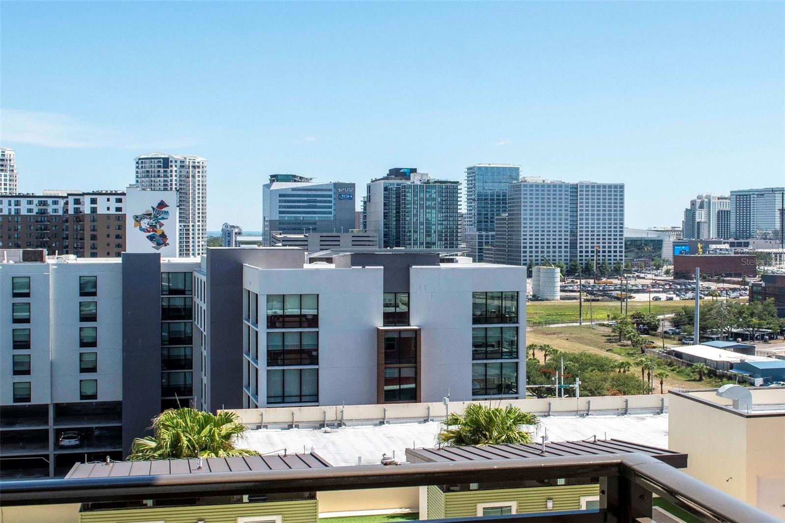 GRAND CENTRAL AT KENNEDY RESID - Residential