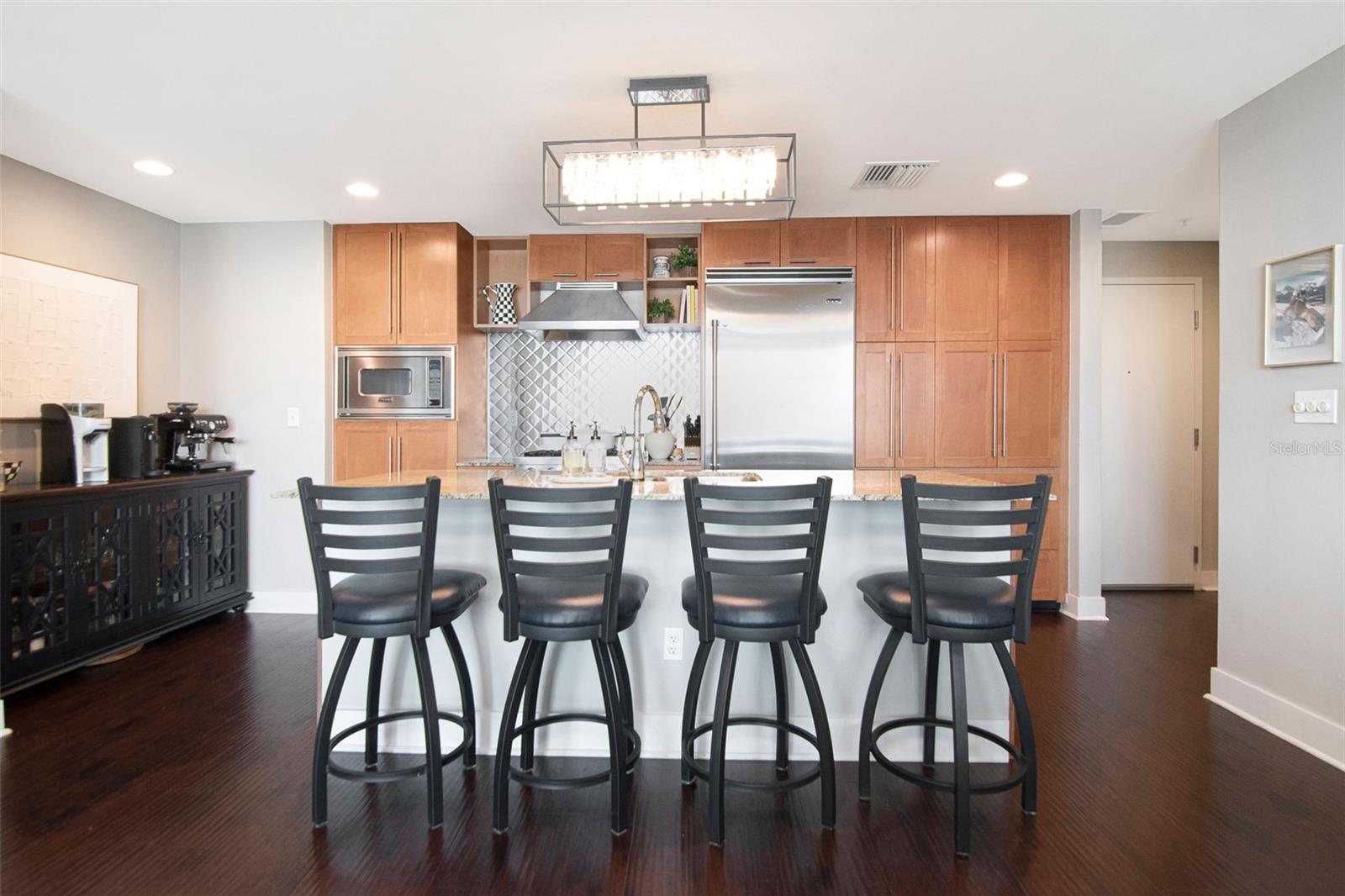 GRAND CENTRAL AT KENNEDY RESID - Residential