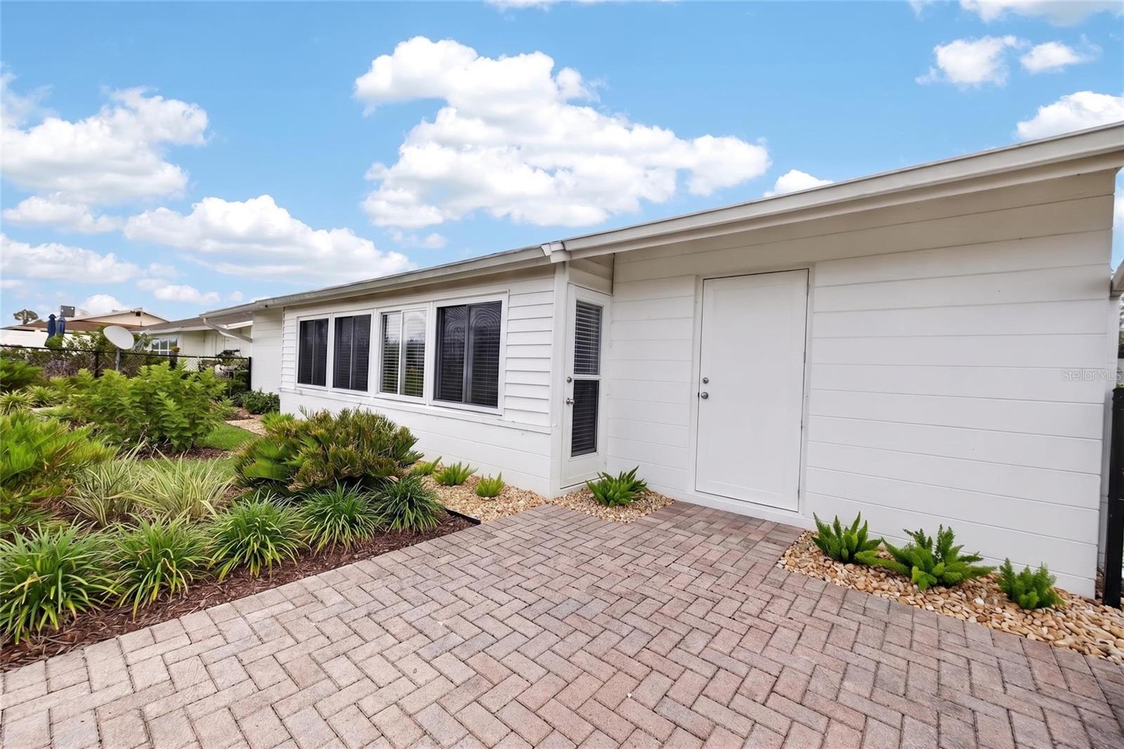 DEL WEBBS SUN CITY FLORIDA UN - Residential
