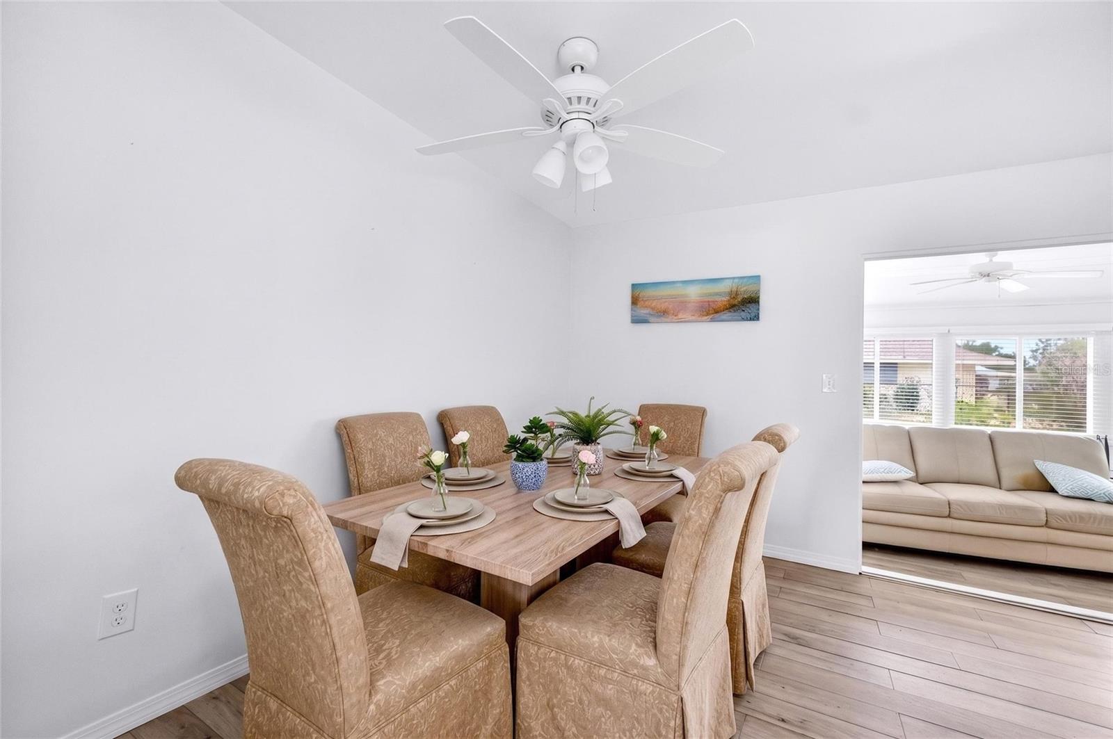 DEL WEBBS SUN CITY FLORIDA UN - Residential