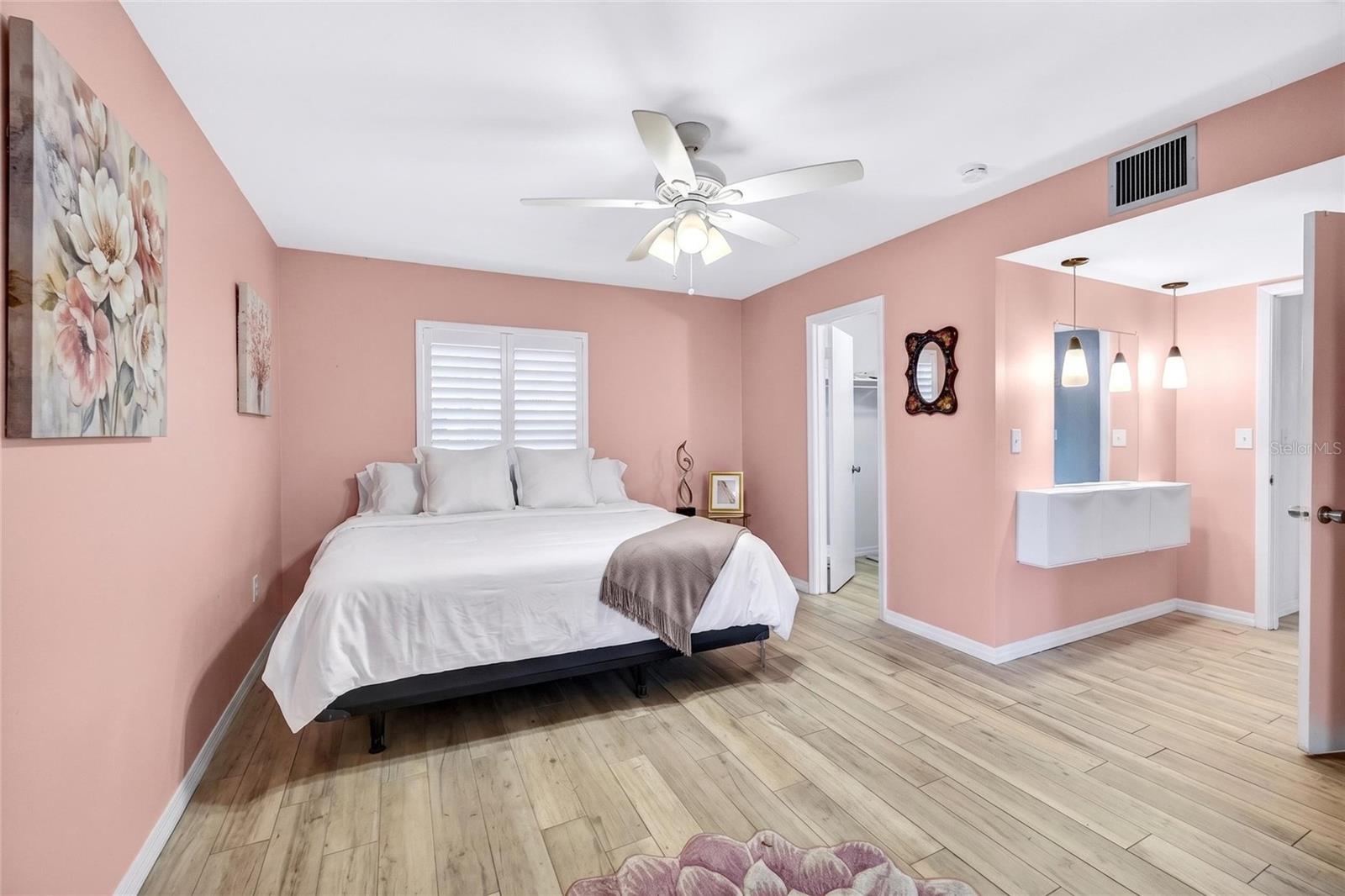 DEL WEBBS SUN CITY FLORIDA UN - Residential