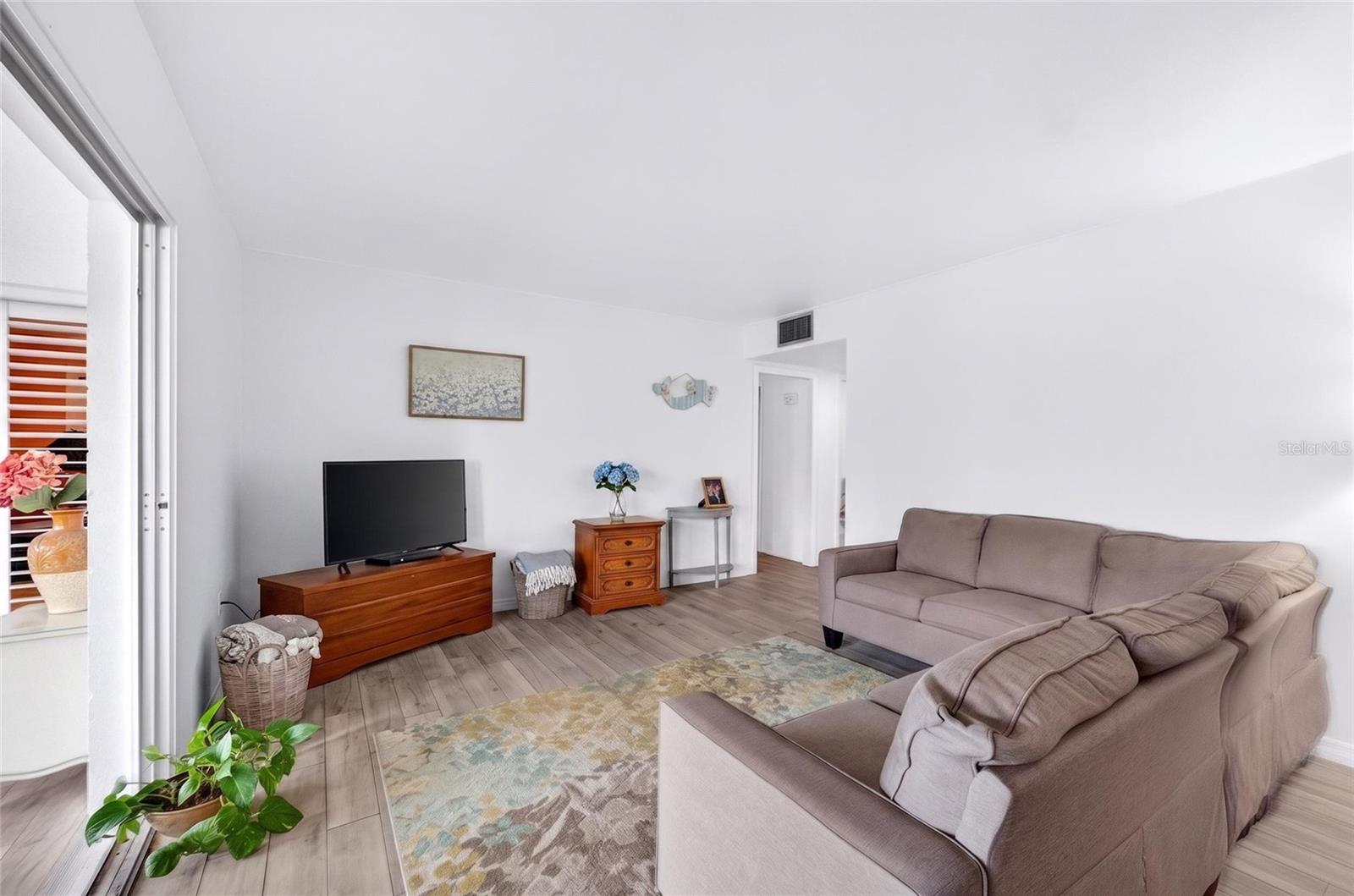 DEL WEBBS SUN CITY FLORIDA UN - Residential