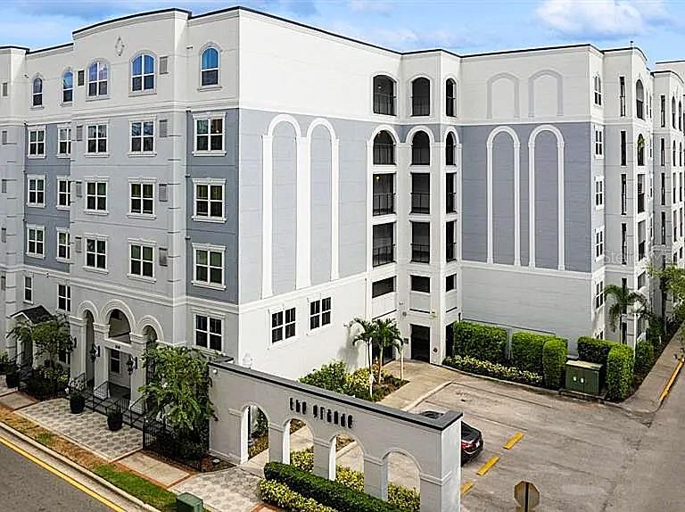 GRANDE DOWNTOWN ORLANDO - Residential