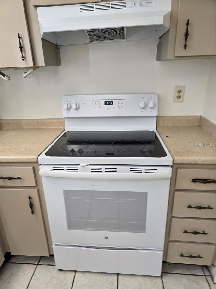 RUSSELLWOOD A CONDO - Residential Lease