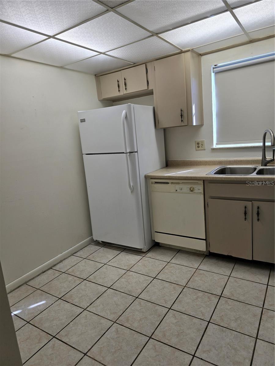 RUSSELLWOOD A CONDO - Residential Lease